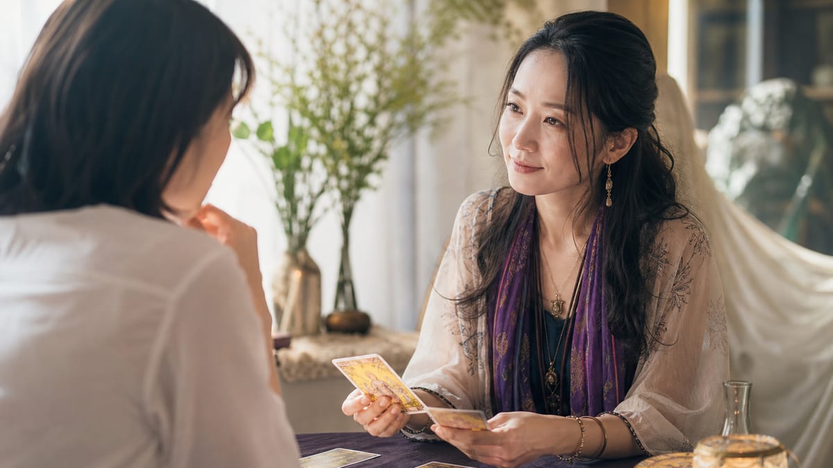 中小企業経営者が「占い」を検索する本当の理由と、ビジネス判断に活かす5ステップガイド