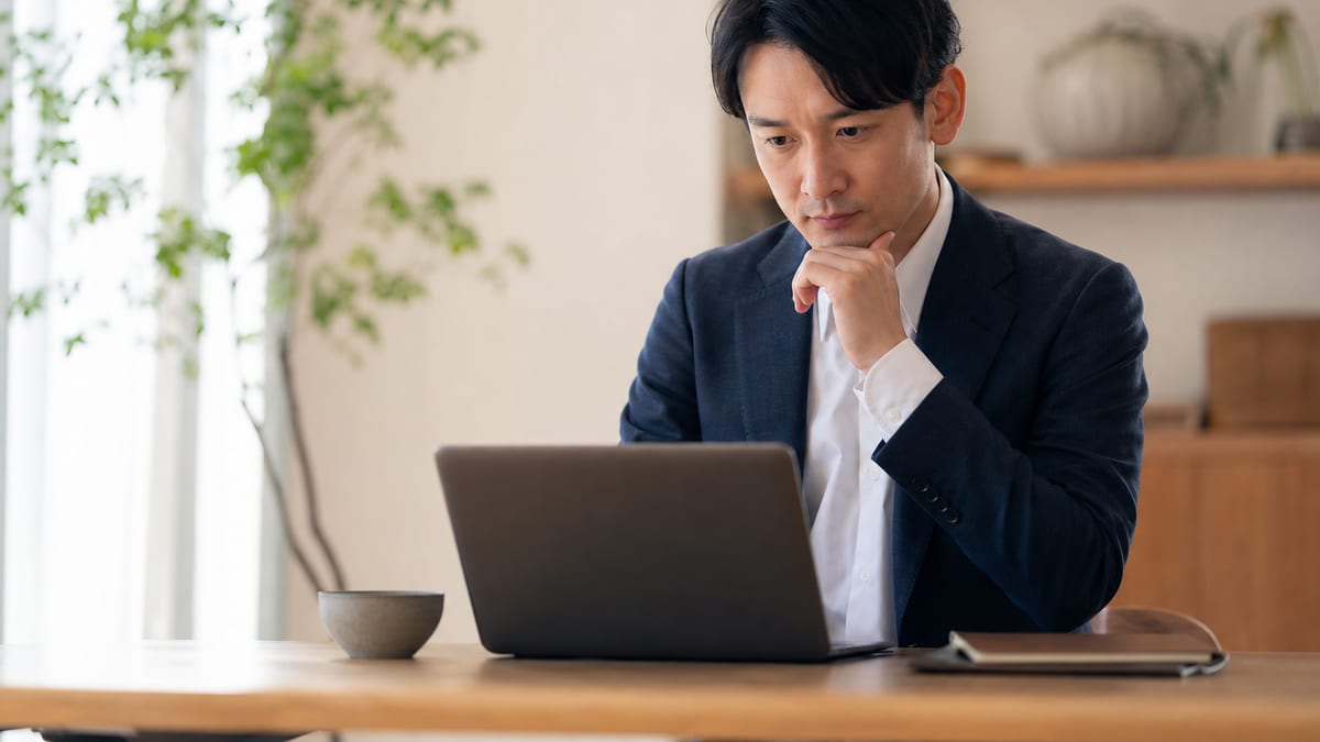 外注先紹介を無料で使う完全ガイド｜有料との違い・失敗しない選び方・チェックリストまで徹底解説