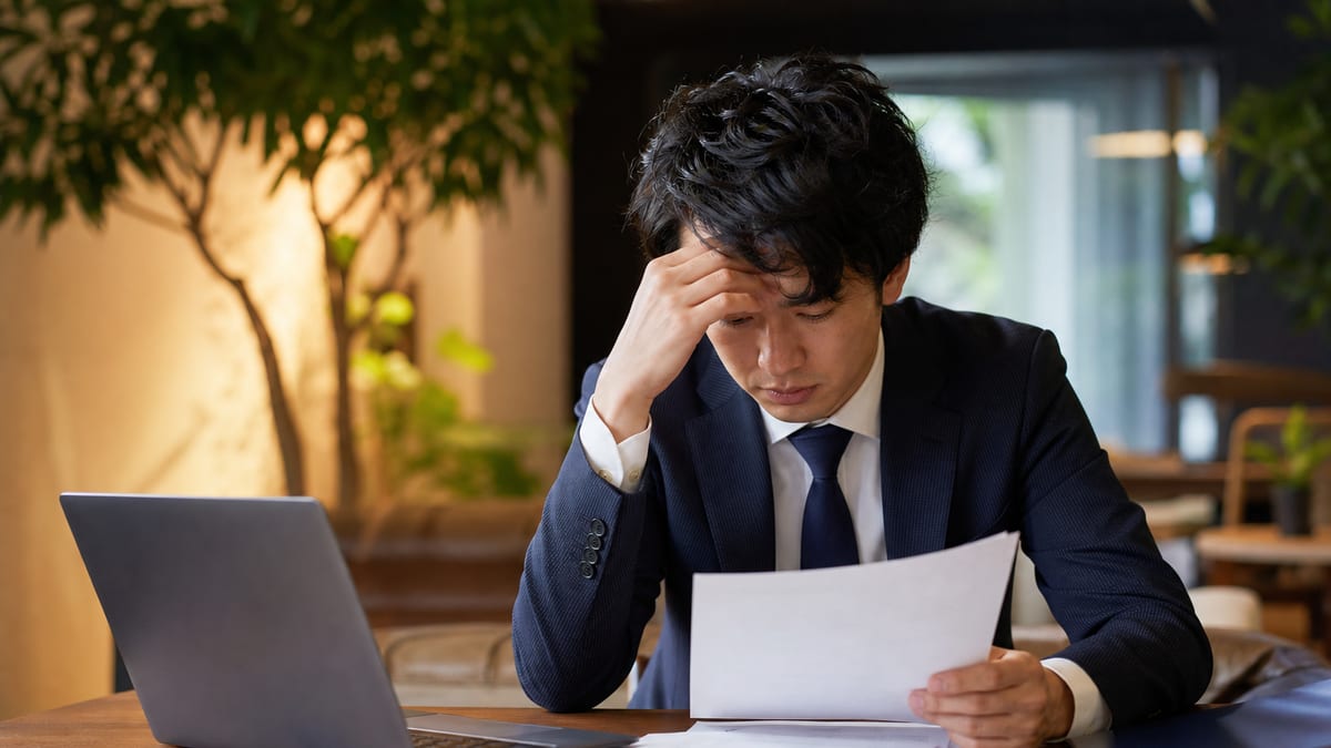相見積もりで疲弊する営業を終わらせる——比較サイト掲載料の実態と、コストを抑えて案件を獲得する方法